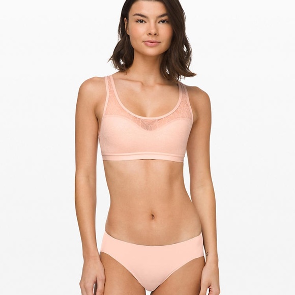 lululemon athletica Other - Lululemon Shadow Mesh Bra Leaf Medium NWT